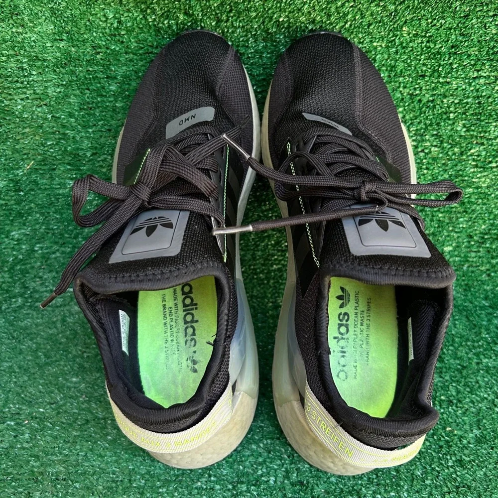 Adidas NMD_V3 Core Black Signal Green Mens Running Shoes GY6166 Size 11.5